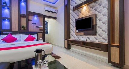 Hotel Embassy International Room Type - Deluxe