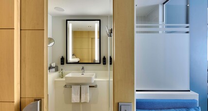 HOTEL MONDIAL AM DOM MGALLERY Room Type - Cathedral View Deluxe