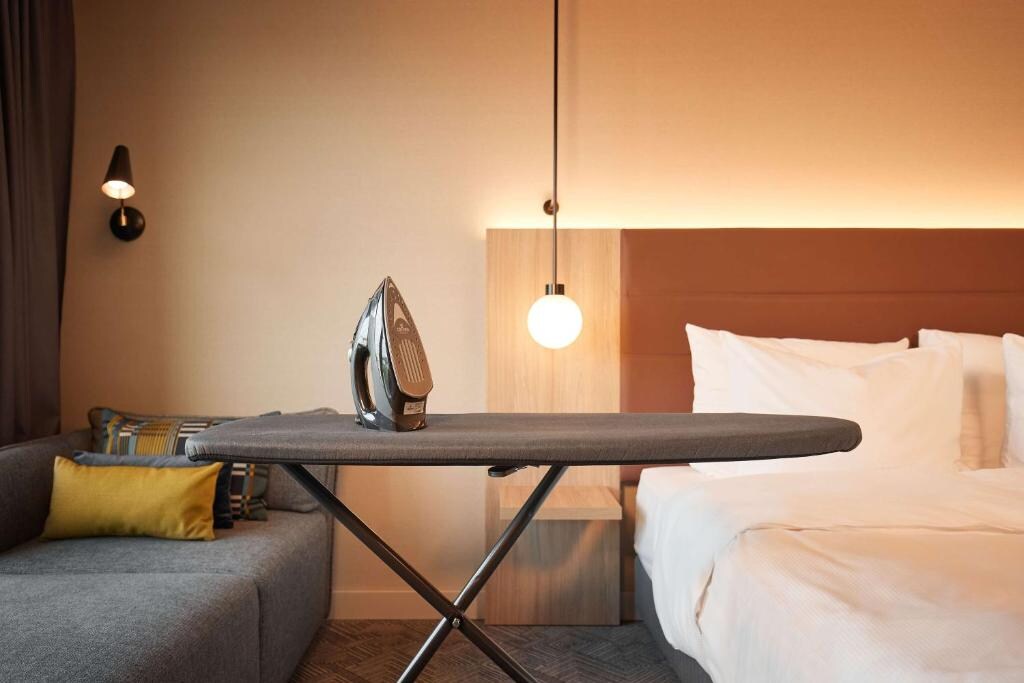 Adina Apartment Hotel Stuttgart - Tap to explore photos