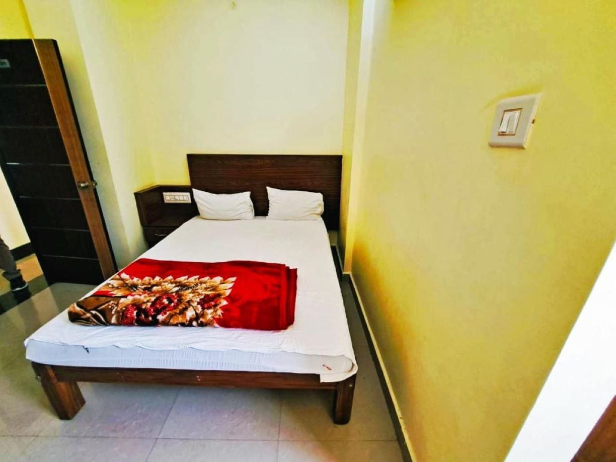 STAYMAKER Q Inn Kushalnagar - Tap to explore photos