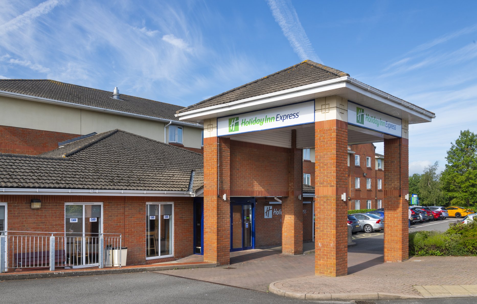 Holiday Inn Express Gloucester - South - Tap to explore photos