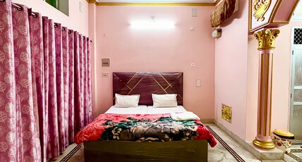Trilok Residency Room Type - Maharaja Suite