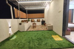 Katke s Homestay Rooftop Terrace Studio