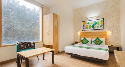 Treebo Ace Luxe Room Type - Deluxe Room