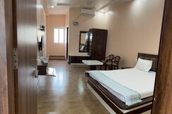 HOTEL SUGAM PARADISE
