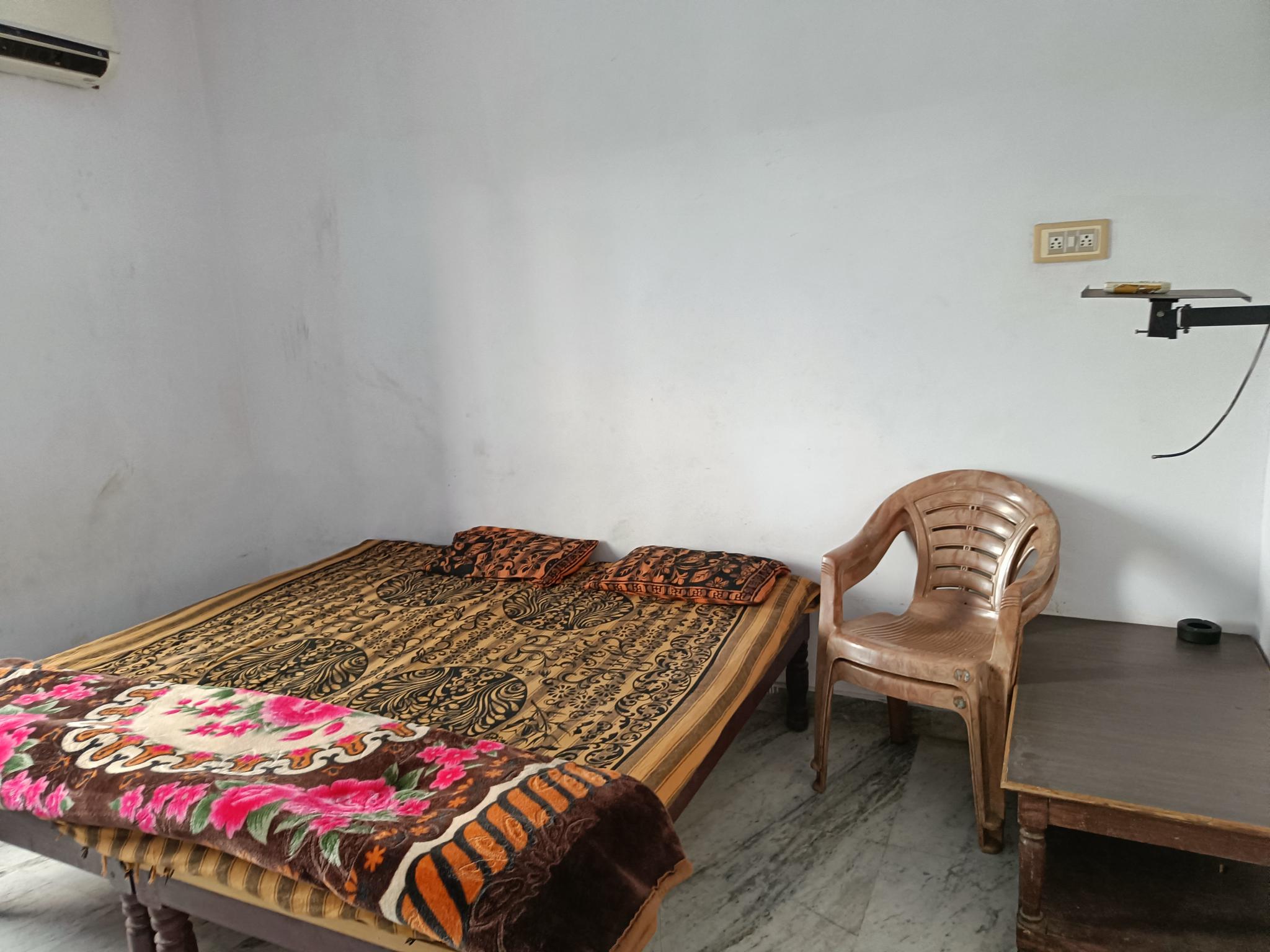 Hotel Dev Darshan - Tap to explore photos