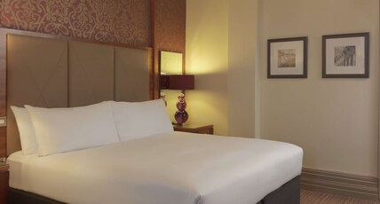 DoubleTree by Hilton Harrogate Majestic Hotel & Spa Room Type - KING BED GUEST ROOM