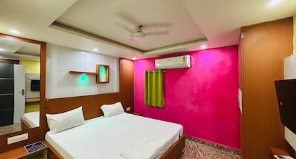 Hotel Rinkesh Grand Room Type - Deluxe Room Hotel Rinkesh Grand Room Type - Deluxe Room