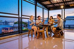 Khaosan Station Hostel