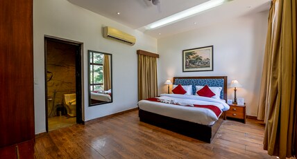 WelcomHeritage Tarangi Ramganga Resort Room Type - Deluxe Room
