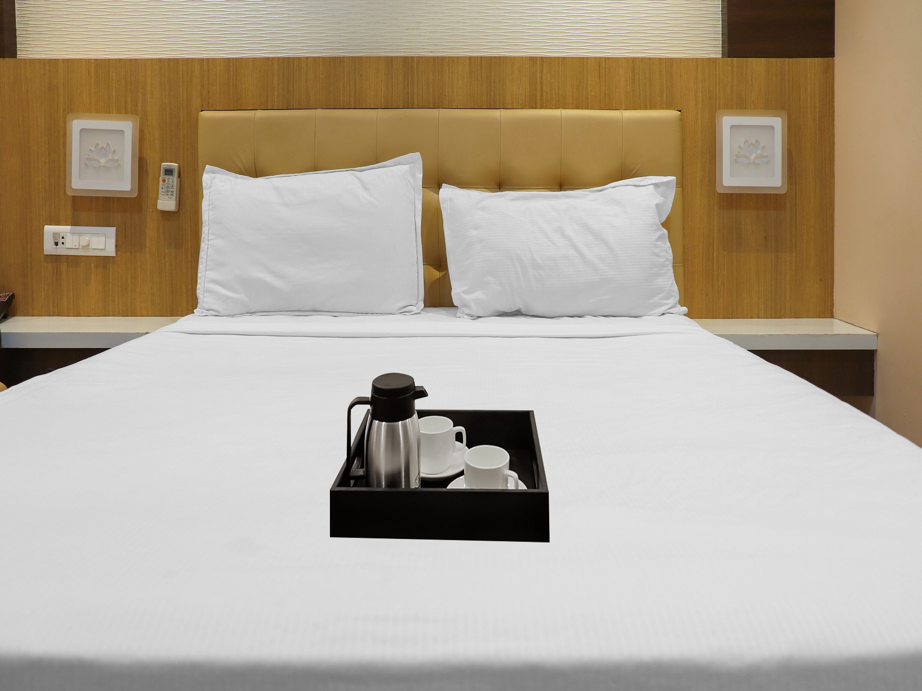 Hotel Vihari HoVii - Tap to explore photos