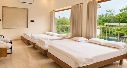 The Lavish Greens Resorts Room Type - Family Rooms (Pool View With 7 Bed)