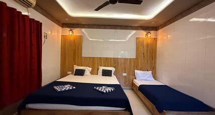 Beach Queen Guest House Room Type - Super Deluxe AC Room