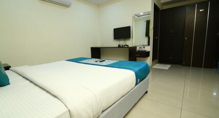 Hotel Siri Inn (Mindspace Hitec City) Room Type - Deluxe Room