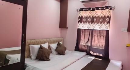 Hotel Aheli Room Type - AC Deluxe