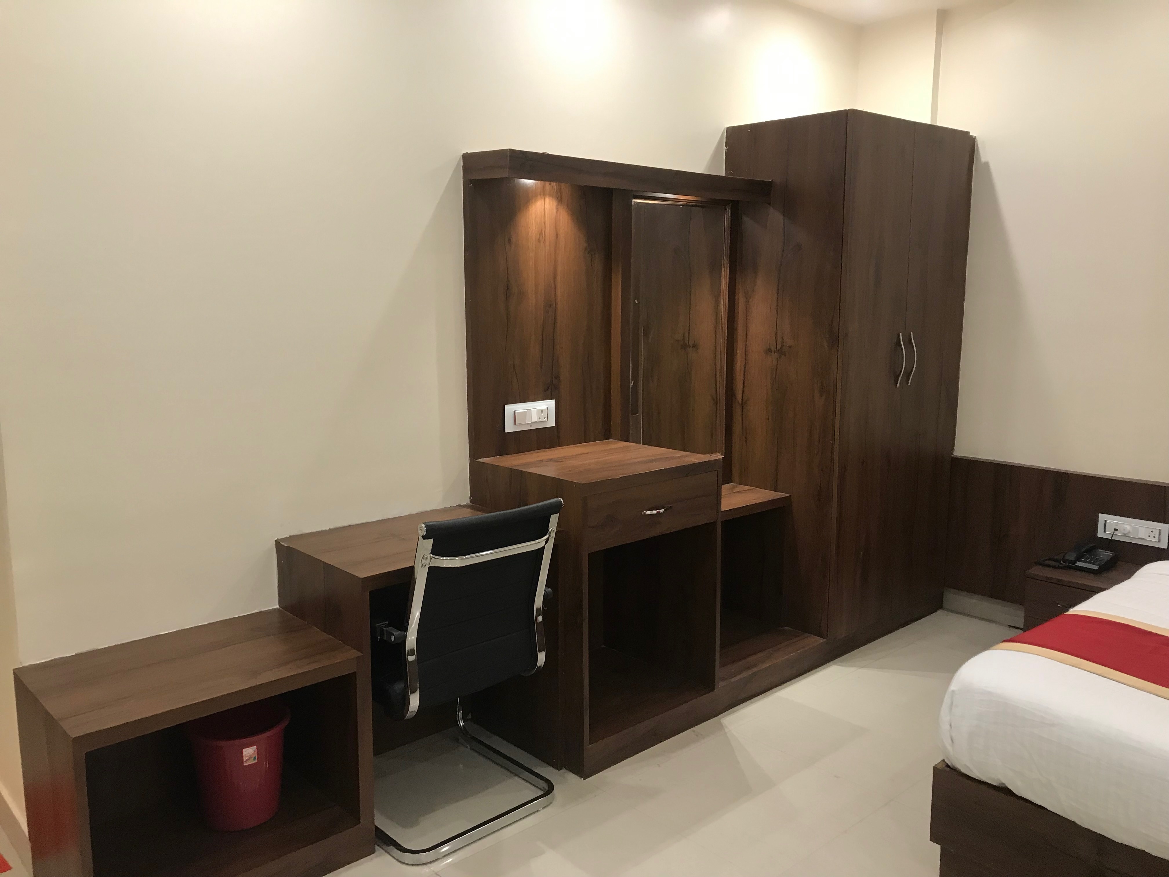 tirupati hotel - Tap to explore photos