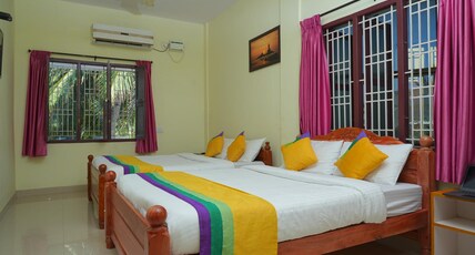 Hotel Umaiyyal International Room Type - Superior Room