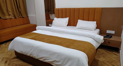 Hotel Grand Lucent Mathura-Vrindavan Room Type - Deluxe Room