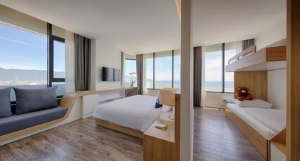 Parosand Da Nang Hotel -Belle Maison Parosand Da Nang Hotel Room Type - Executive Family Suite with Sea view