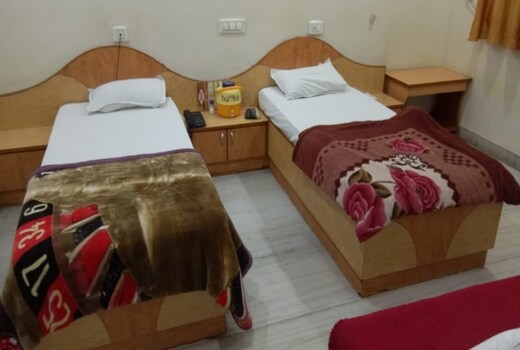 Shree Aditya  Hotel