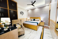 Divine Inn Hotel & Service Apartments, Rajouri Garden