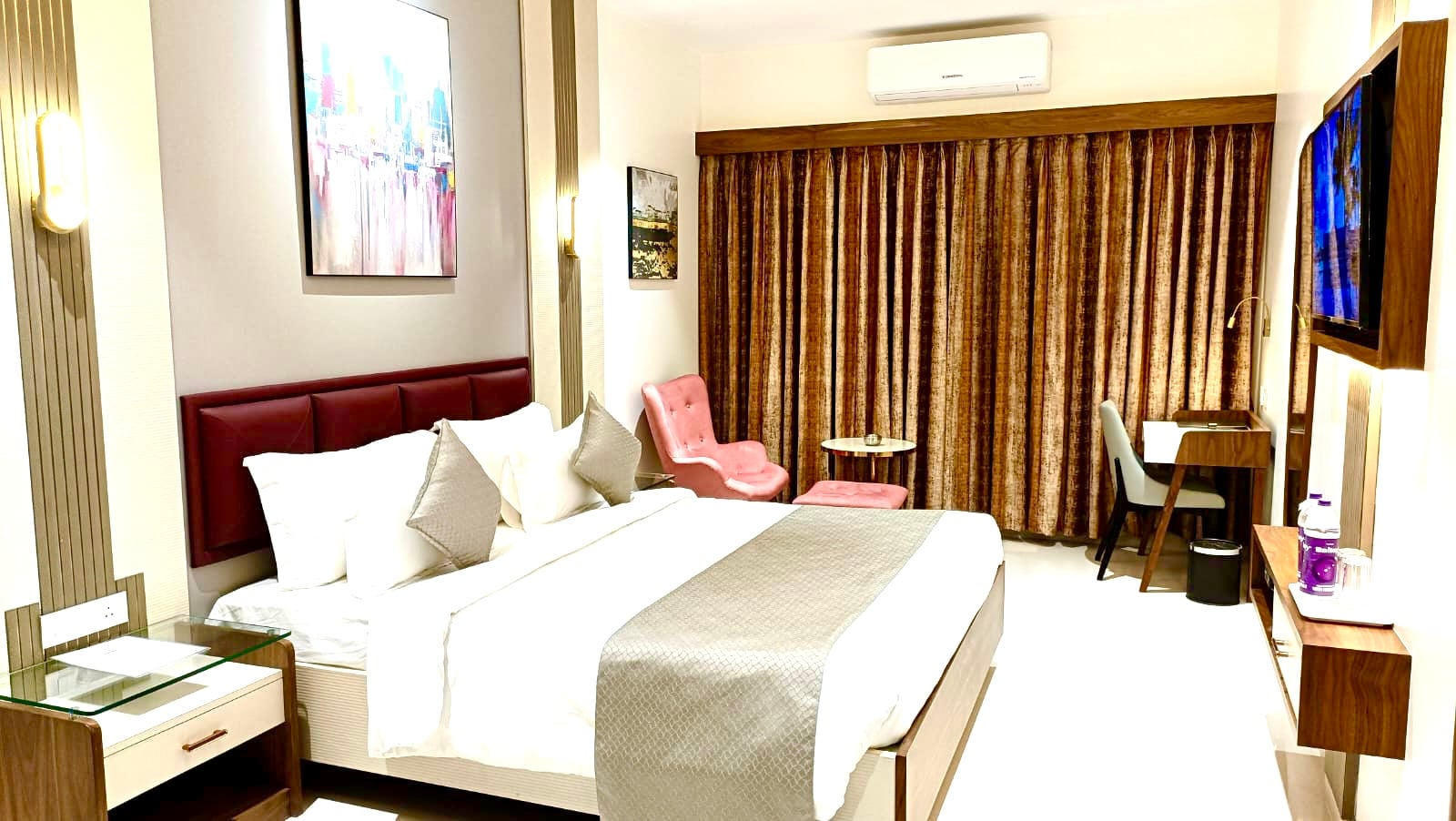 Pushpak Hotel and Convention - Tap to explore photos
