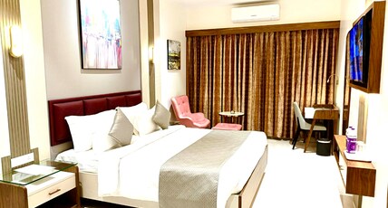 Pushpak Hotel and Convention Room Type - Superior Double Room