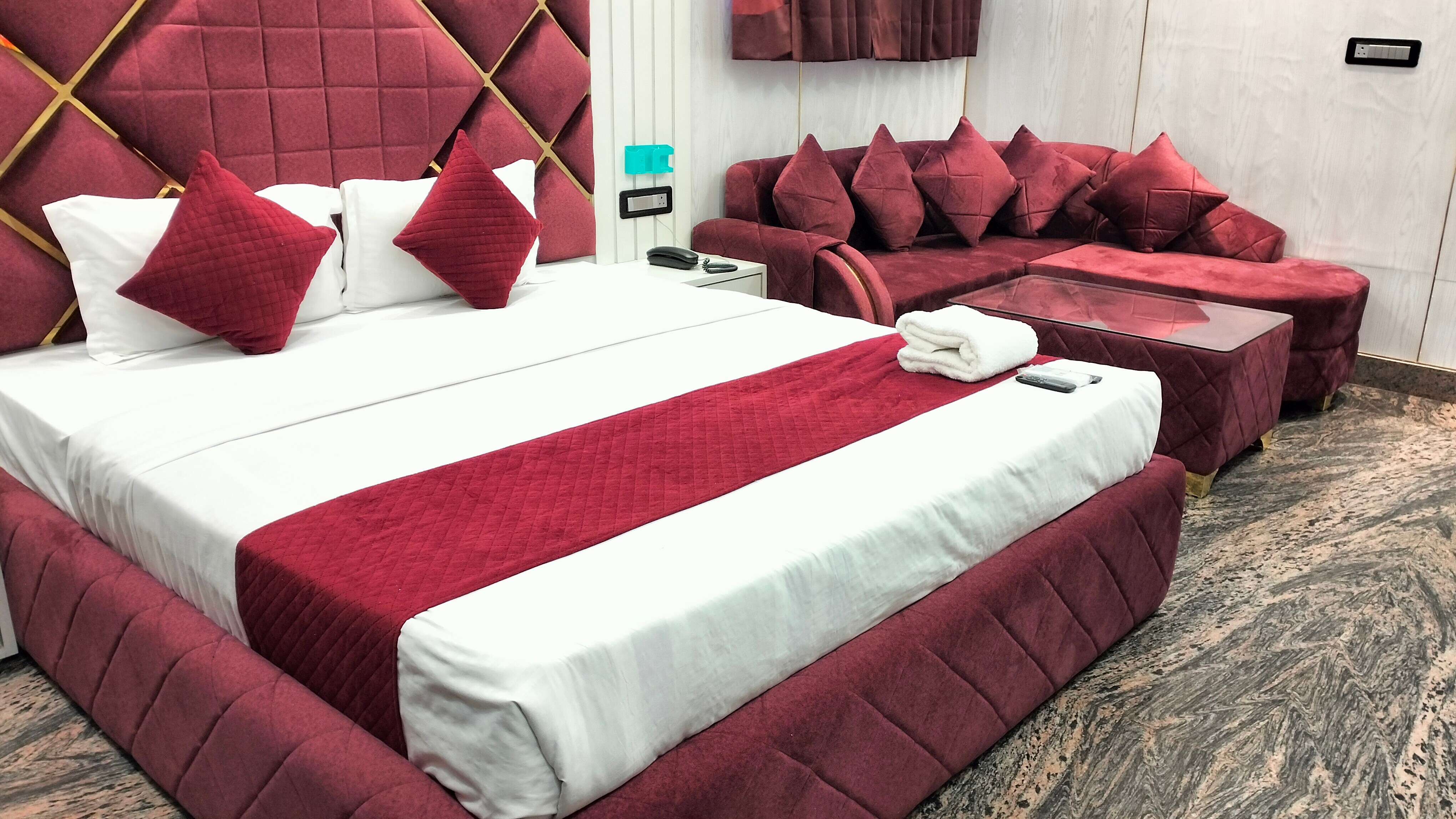 Hotel Osho - Tap to explore photos