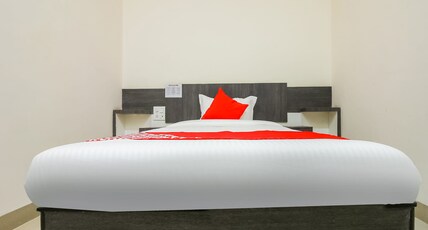 Hotel O Unique Inn Room Type - Classic