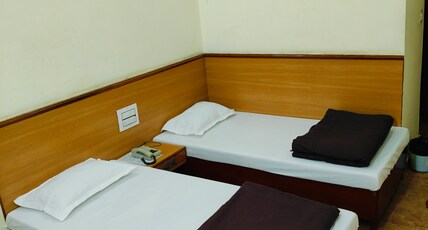 Hotel Joshi Room Type - Deluxe Room