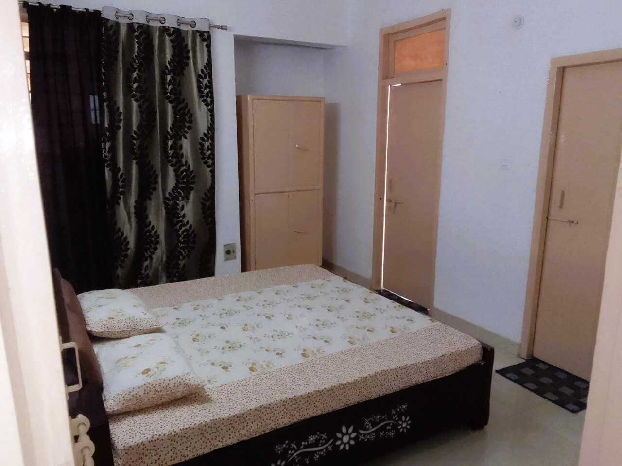 CozyStayz - A Perfect Family Stay near Kashi Vishwanath Temple - Tap to explore photos