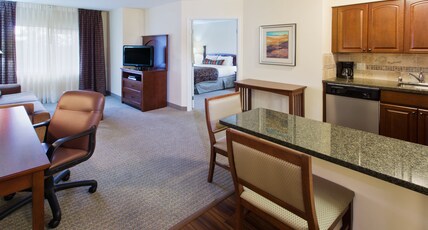 Staybridge Suites Everett-Paine Field Room Type - 1 King 1 Bedroom Suite