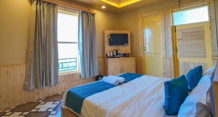 Ghar Bar Boutique Stay & Cafe Room Type - Premium Hill Scape Views And City Views