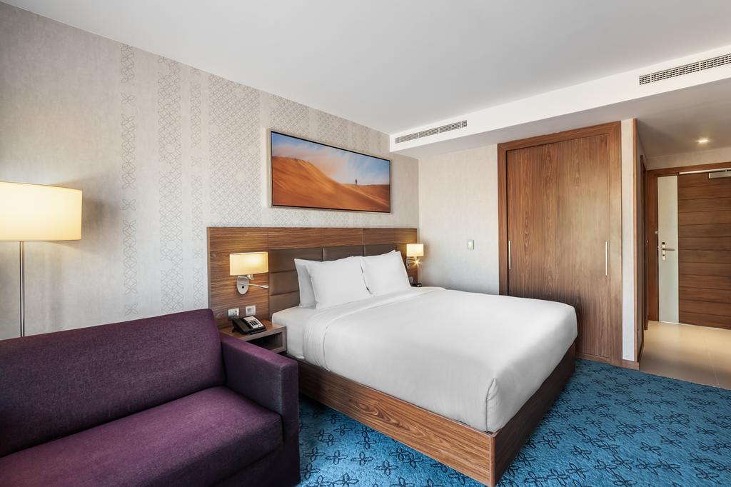 DoubleTree by Hilton Dubai Al Jadaf - Tap to explore photos