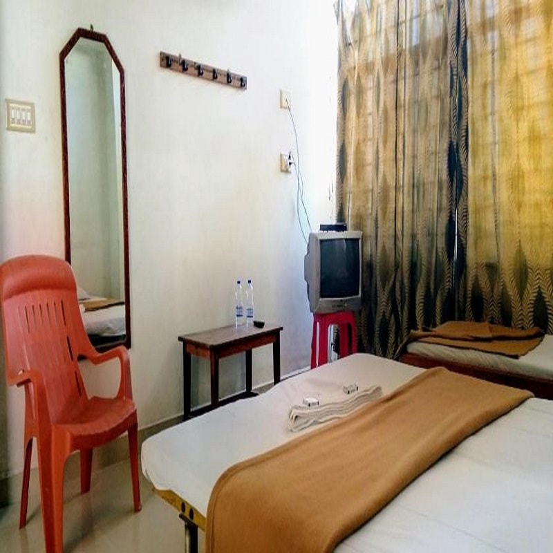 Hotel Ashwini Lodge - Tap to explore photos