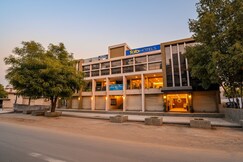 FabHotel Relax - Opp. Hotel Leela