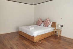 Ree Resort Hunder