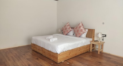 Ree Resort Hunder Room Type - Deluxe Room with Mountain View