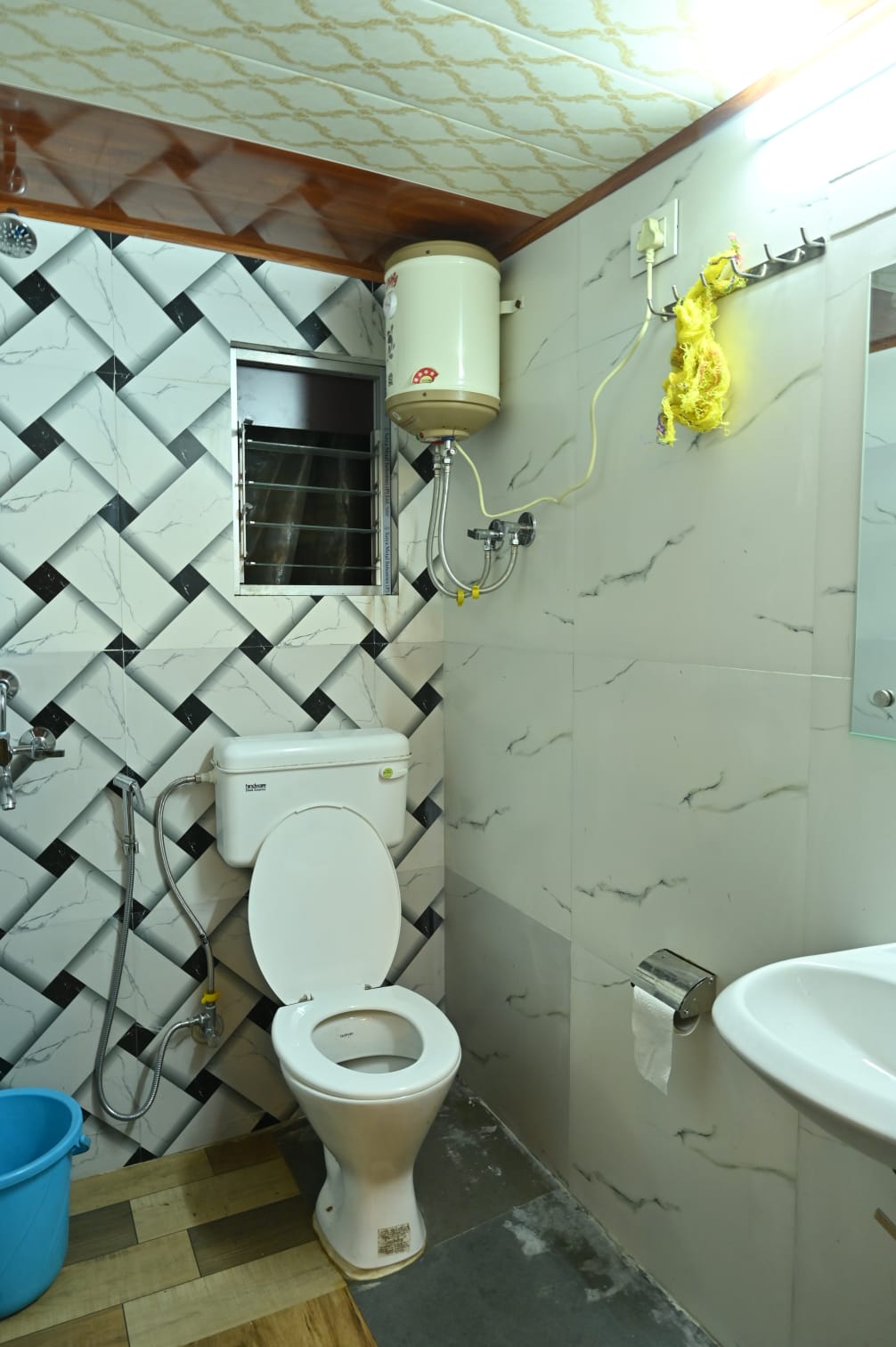 Zingo Homestay - Tap to explore photos