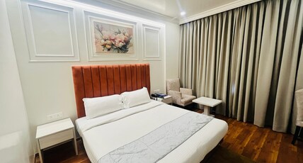 Hotel Airport Centre Point Room Type - Deluxe Room