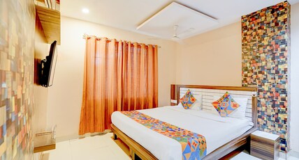 FabHotel Vaishnavi Inn Room Type - Deluxe Room