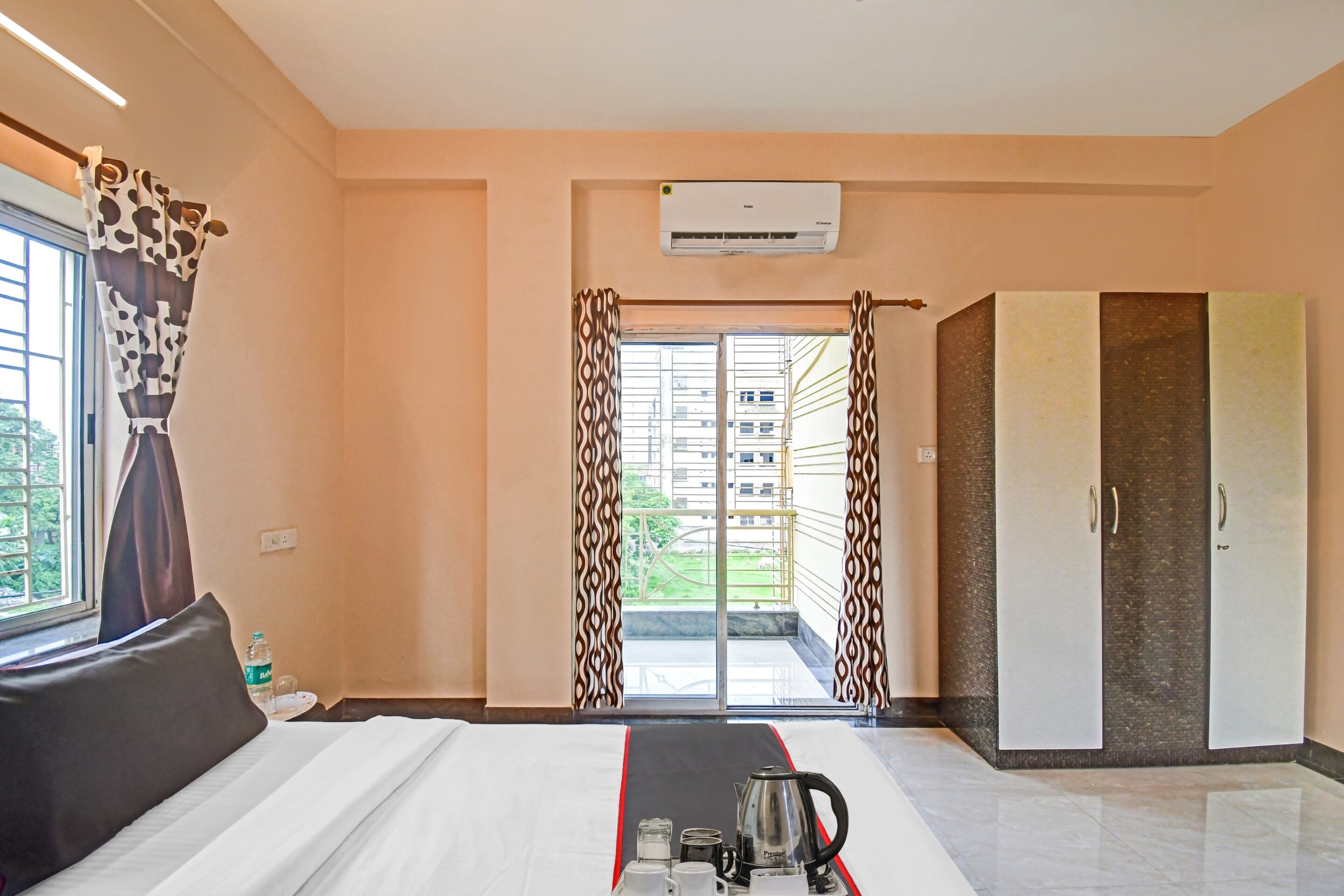 Hotel O Arham Villa - Tap to explore photos