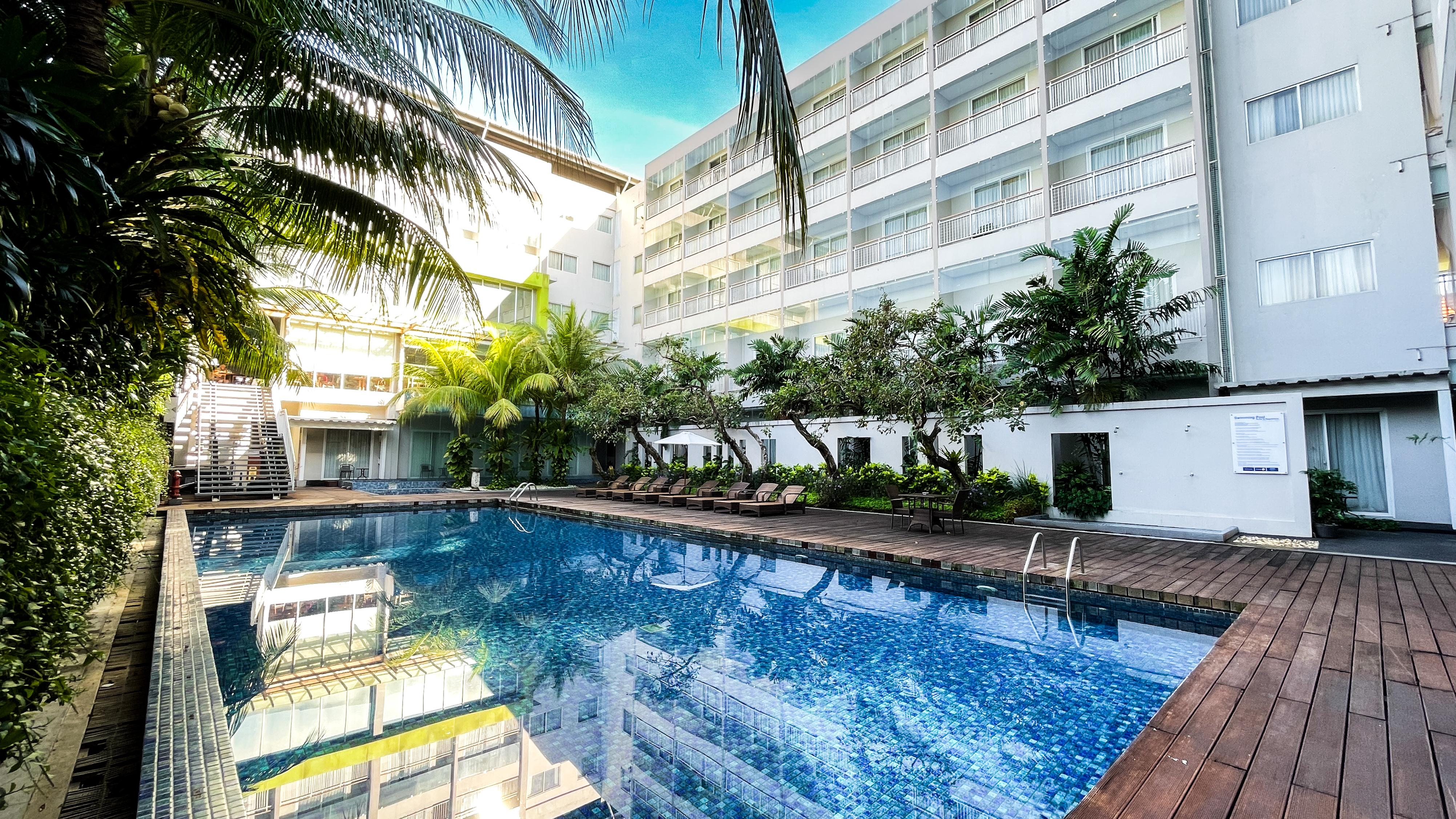 Diamond Hotel Kuta - Tap to explore photos
