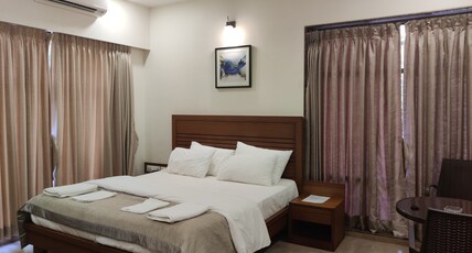 ORO VISTA Room Type - Deluxe Room