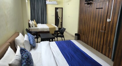Shreenathji Inn Room Type - Family Room