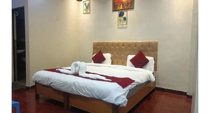 FabHotel Moon Palace Room Type - Premium Room