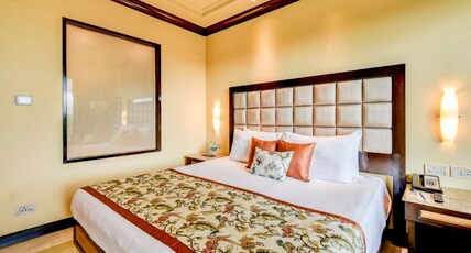 Blue Diamond, Pune - IHCL SeleQtions Room Type - Executive Suite with Bathtub