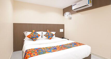 FabHotel Casa Royal Residency Room Type - Deluxe Room