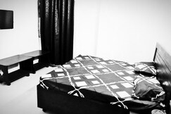 DEEPAK HOMESTAY & PALACE