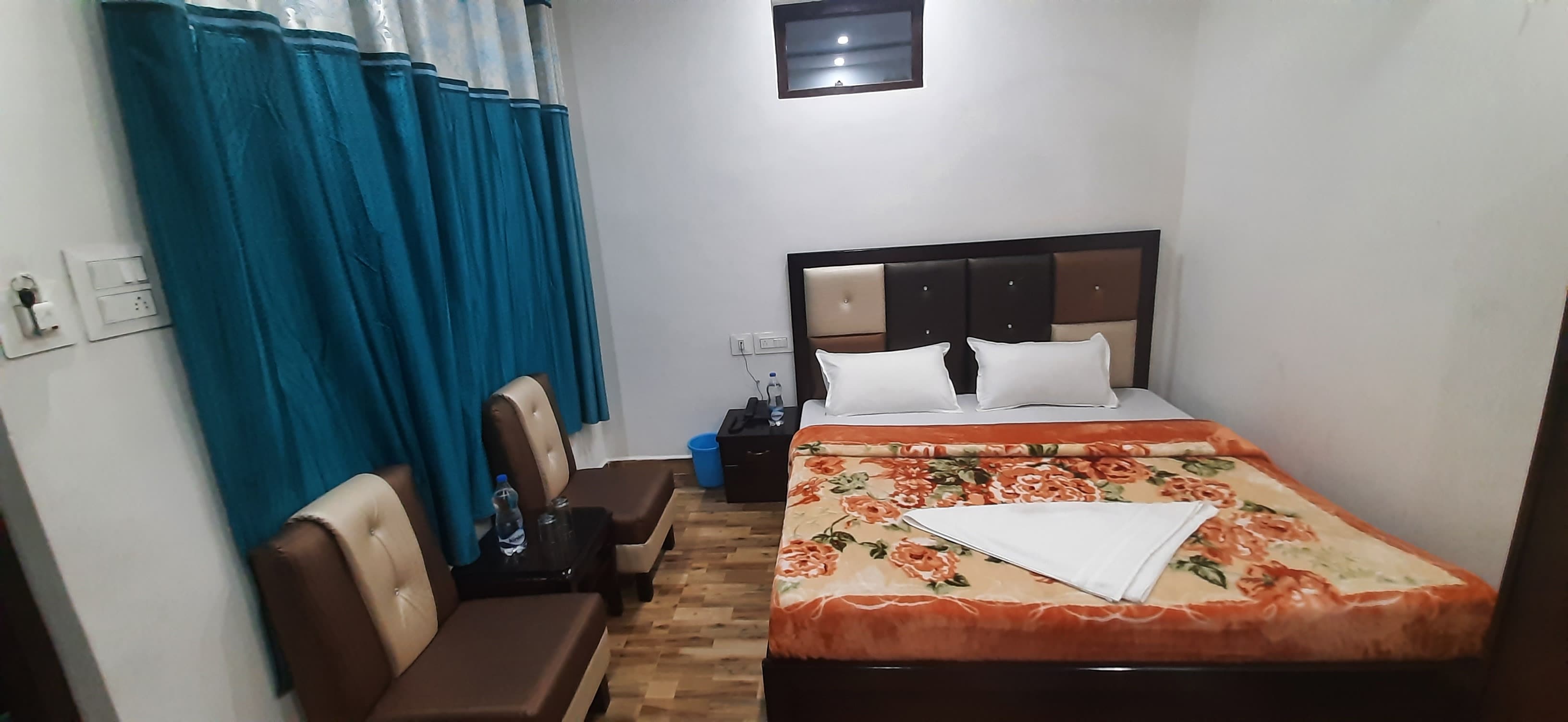 Hotel Anmol - Tap to explore photos